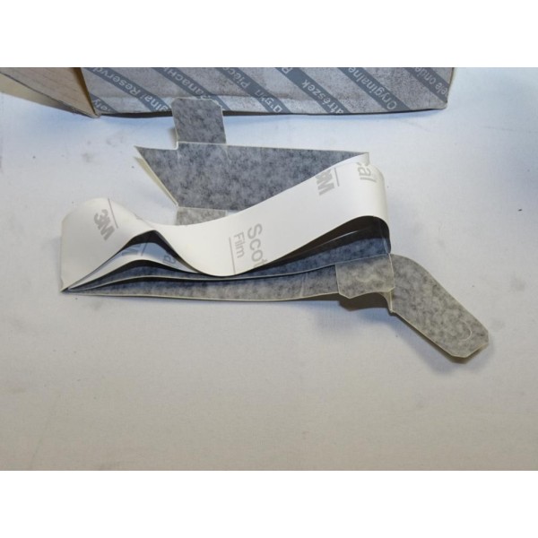 Bande autocollante contour de portiere avant droite Fiat 735455525 pour fiat multipla 