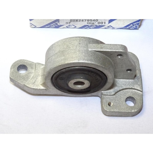 Tampon support moteur silent bloc berceau suspension Fiat 82479540 pour fiat croma 1 lancia thema