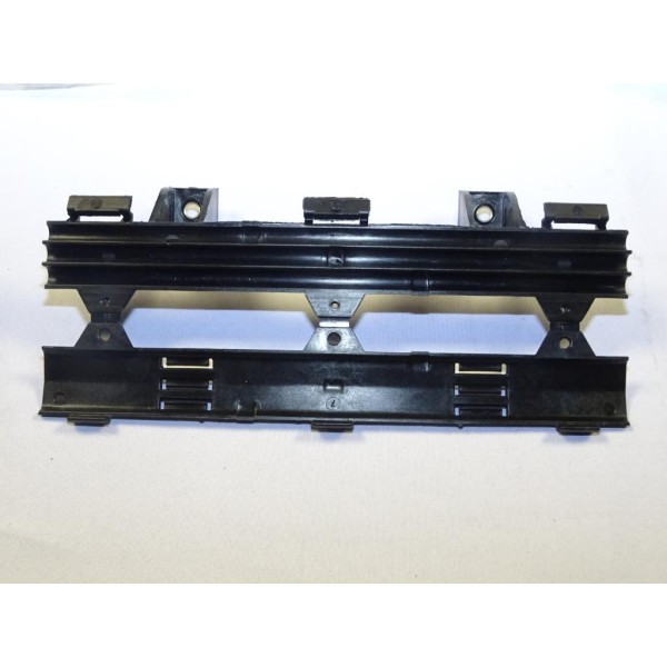 Plaque fixation superieur de radiateur refroidissement Fiat 46819676 pour lancia musa ypsilon fiat doblo 1 idea palio punto 2 II