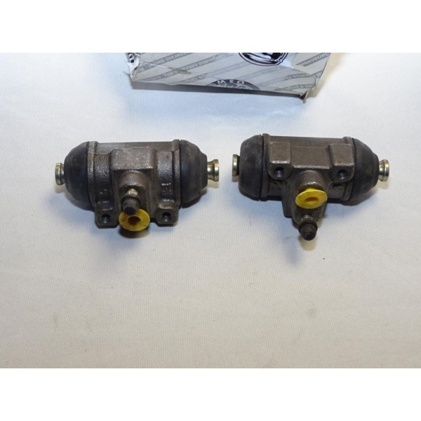 Lot 2 cylindres de roue frein arriere montage lucas Fiat 9945891 pour fiat ducato peugeot boxer citroen jumper de 1994 à 2002 