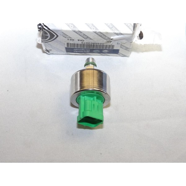 Sonde pressostat climatisation Fiat 46802575 pour fiat punto 2 II de 1999 à 2003 