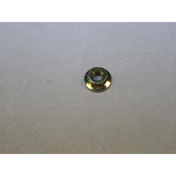 Ecrou fixation echappement capot cloison siege Fiat 13046221 pour alfa romeo 159 mito brera giulietta tonale spider fiat 500L 50