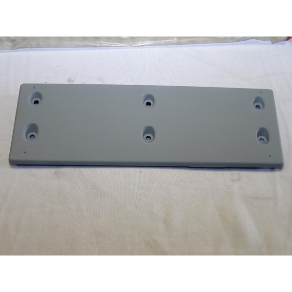 Support fixation plaque immatriculation parechocs pare-chocs avant Fiat 735255896 pour fiat marea de 1996 à 2002 