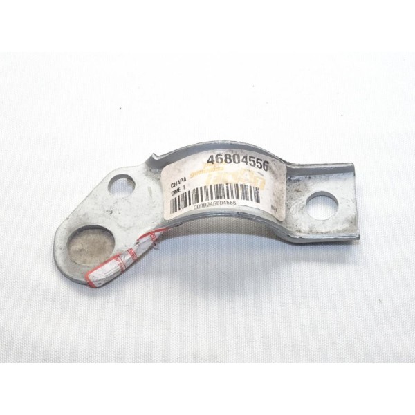 Etrier support silent bloc triangle bras de suspension avant gauche Fiat 46804556 pour fiat doblo 1 2 I II de 2000 à 2009 