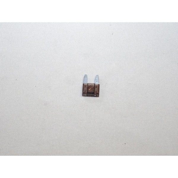 Mini fusible marron 7.5A Fiat 10395990 pour renault peugeot citroen mercedes opel alfa romeo fiat lancia volkswagen audi skoda s