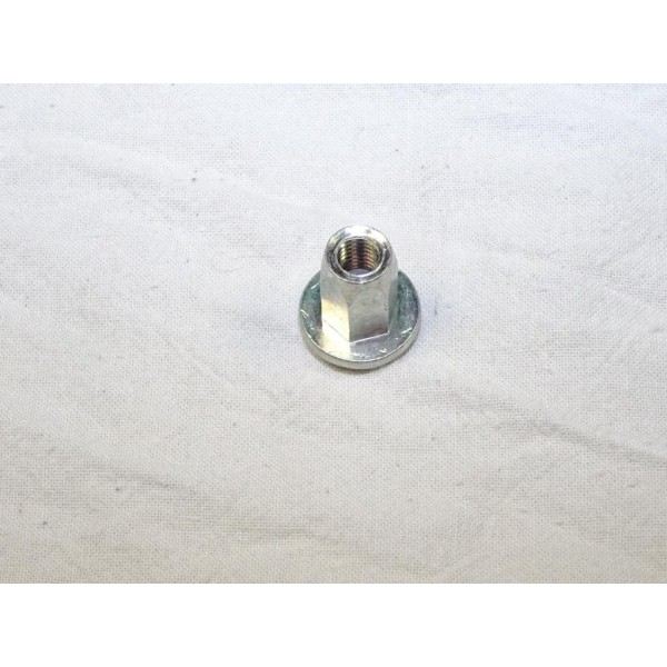 Rivet ecrou fixation ossature coque tolerie panneau Fiat 7677561 pour alfa romeo 145 146 147 156 GT stelvio fiat barchetta brava