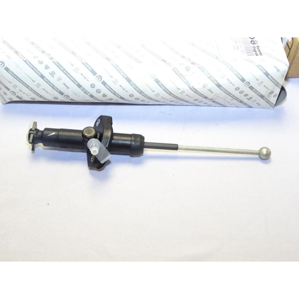 Emetteur embrayage hydraulique Fiat 55196174 pour fiat punto 2 II FL de 1999 à 2005 