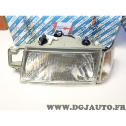 Phare projecteur avant gauche type siem carello Fiat 7672103 pour fiat tempra de 1989 à 1996 avec correcteur assiette