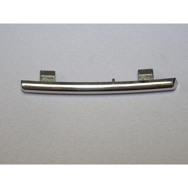 Barre revetement calandre grille de radiateur Fiat 82482571 pour fiat croma de 1990 à 1996 