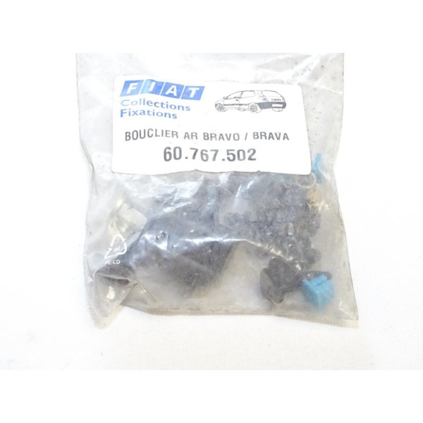 Kit agrafes fixation parechocs pare-chocs arriere Fiat 60767502 pour fiat brava bravo 