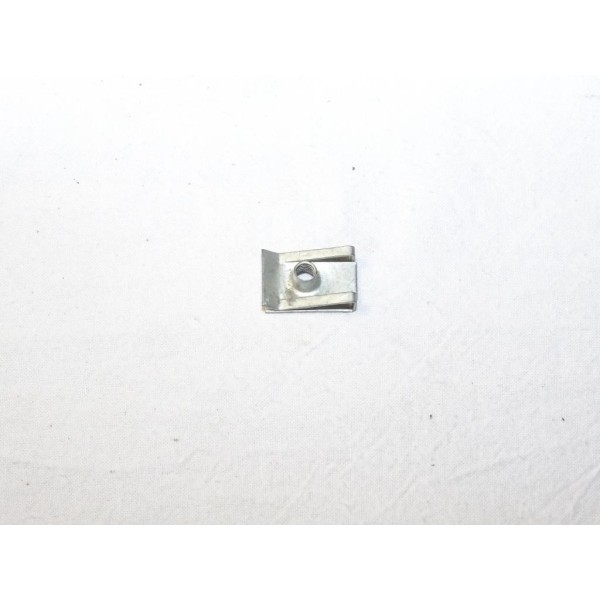 Agrafe prisonnier fixation support phare projecteur Fiat 46473571 pour fiat brava bravo marea palio 