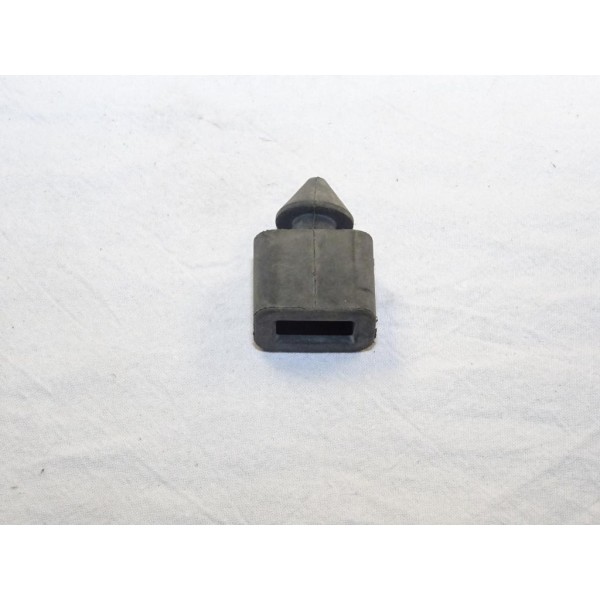 Tampon fixation parechocs pare-chocs tableau de bord Fiat 7607734 pour fiat bravo tempra tipo 