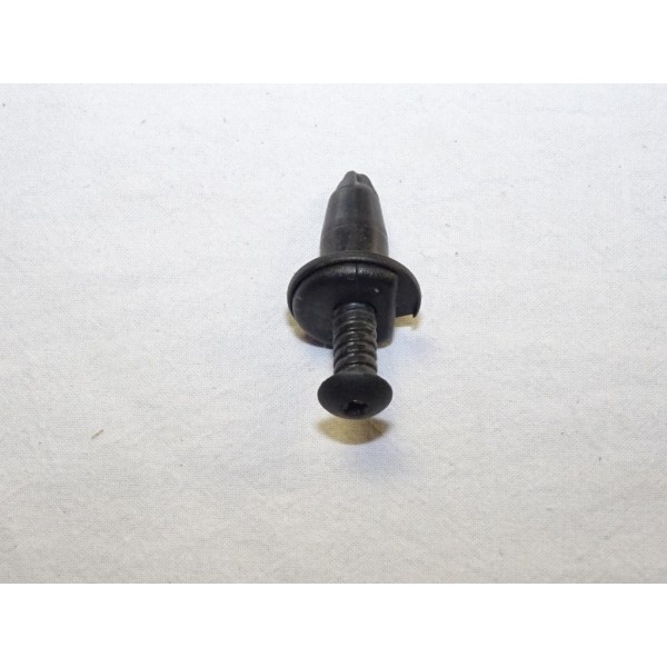 Taquet agrafe fixation parechocs pare-chocs pareboue Fiat 7590885 pour alfa romeo 145 146 fiat tempra tipo 