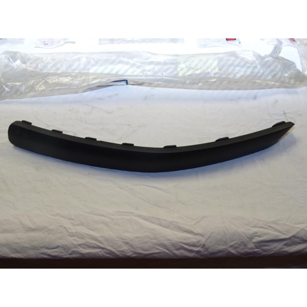 Baguette moulure parechocs pare-chocs avant gauche Fiat 71718792 pour fiat stilo GT et abarth 5 portes de 2001 à 2007 