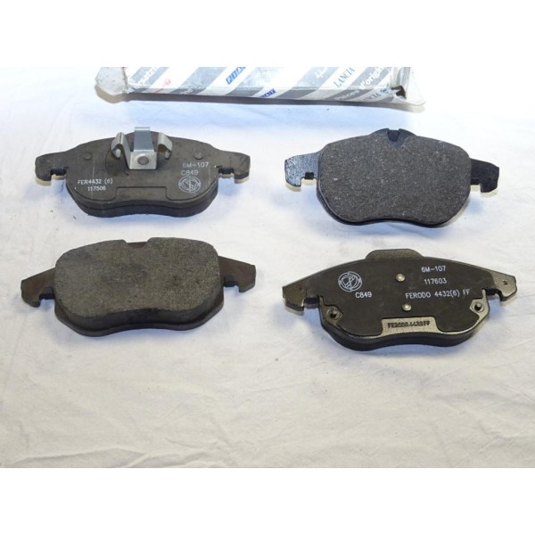 Jeux 4 plaquettes de frein avant montage teves Fiat 77363604 pour fiat croma 2 II cadillac BLS opel vectra C signum astra H zafi