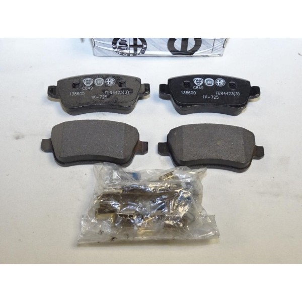 Jeux 4 plaquettes de frein arriere montage girling Fiat 77364169 pour fiat croma 2 II partir de 2005 