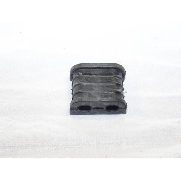 Entretoise silent bloc fixation filtre vapeur carburant Fiat 51784840 pour fiat 500 dont abarth panda 2 II 