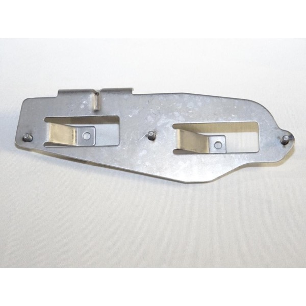 Etrier support fixation airbag siege avant gauche Fiat 51760407 pour alfa romeo brera spider de 2005 à 2010 
