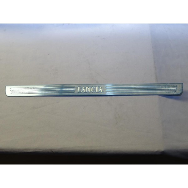 1 Baguette moulure seuil de porte alu Mopar 68102111AA pour lancia thema de 2012 à 2014 