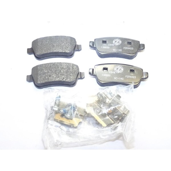 Jeux 4 plaquettes de frein arriere montage girling Fiat 77364168 pour croma 2 II de 2005 à 2010 