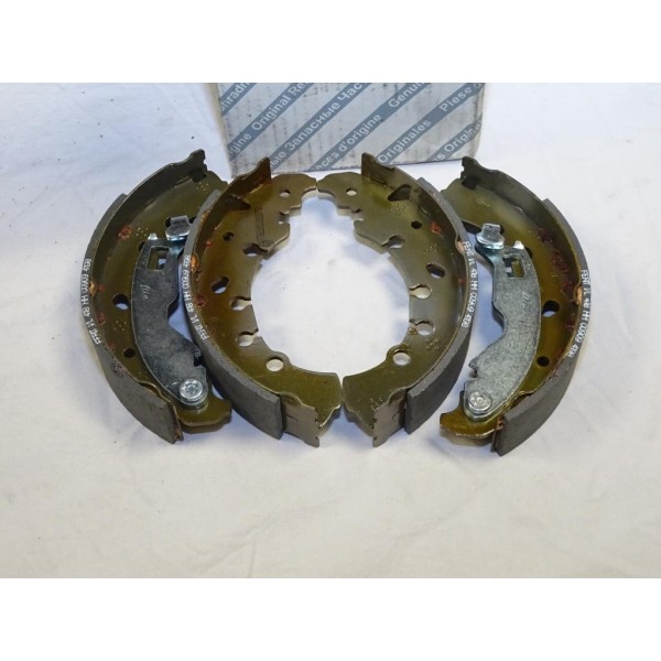 Jeux 4 machoires de frein arriere 203x38mm montage AP Lockheed Fiat 77362285 pour fiat brava bravo marea 