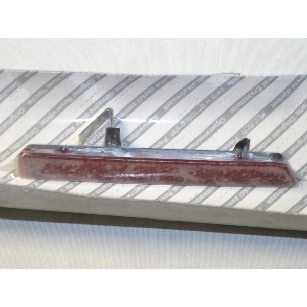 Reflecteur catadioptre parechocs pare-chocs arriere gauche Fiat 51810678 pour fiat doblo 3 4 III IV de 2009 à 2022  