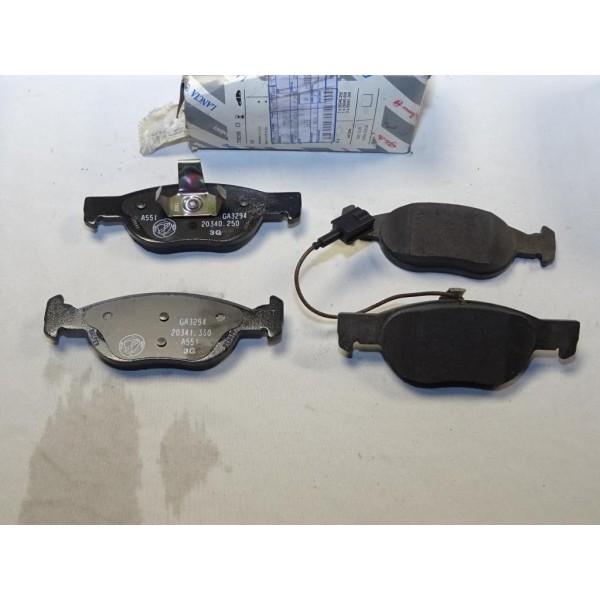 Jeux 4 plaquettes de frein avant montage teves Fiat 77362199 pour fiat brava bravo 1 marea lancia delta  