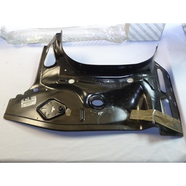 Tole coque ossature aile arriere gauche Fiat 51836752 pour fiat 500 carbriolet partir de 2007  