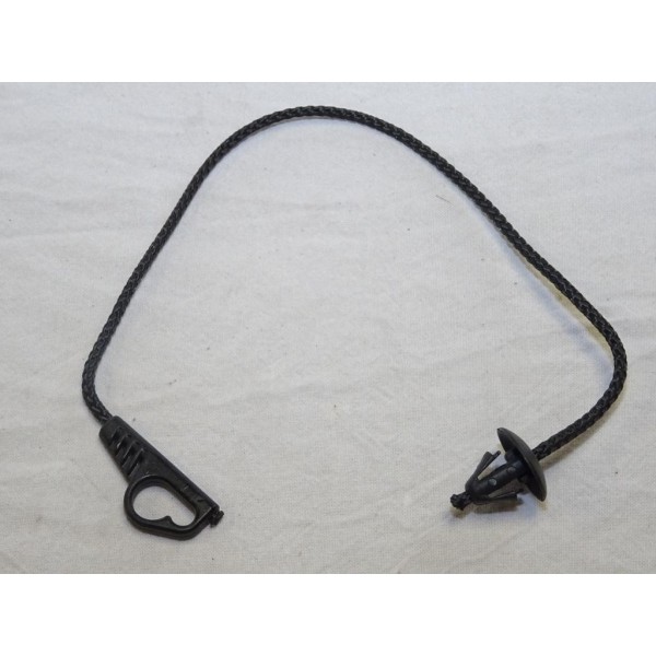 Tirant cordellette plage arriere de coffre Fiat 7770154 pour fiat brava bravo grande punto dont abarth  