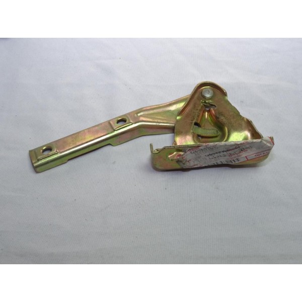 Charniere avant droite capot moteur Fiat 46525145 pour fiat punto 2 II FL de 1999 à 2005  