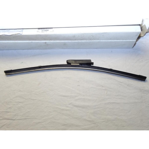 Balais essuie glace souple aeroflex avant droit Fiat 1371266080 pour fiat fiorino 3 4 III IV qubo peugeot bipper citroen nemo pa