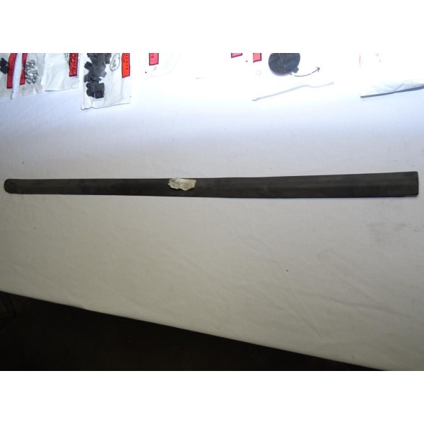 Baguette moulure porte avant Fiat 46743755 pour fiat marea de 1999 à 2002  