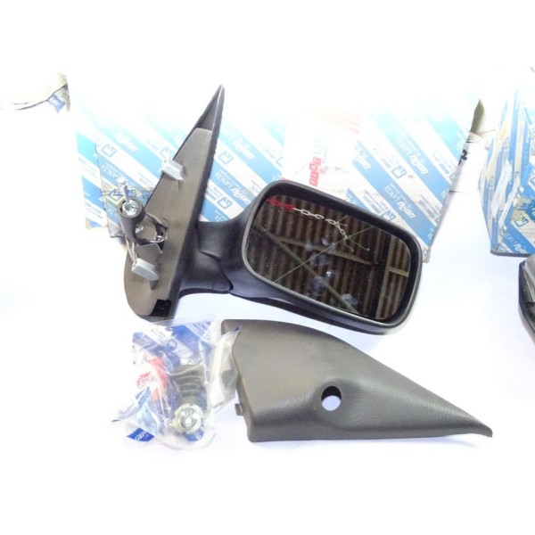 Retroviseur noir manuel avant droit Fiat 720790080 pour fiat punto de 1997 à 1999  