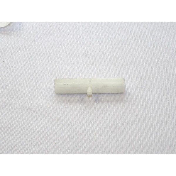 Patin fixation vitre glace de porte Fiat 46736423 pour fiat punto 1 de 1997 à 1999  