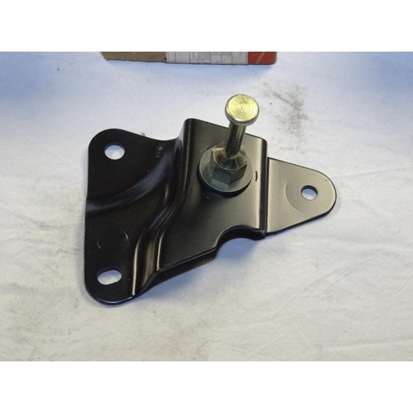 Renfort gache banquette siege arriere droit Fiat 46515902 pour fiat palio weekend de 1997 à 2004  