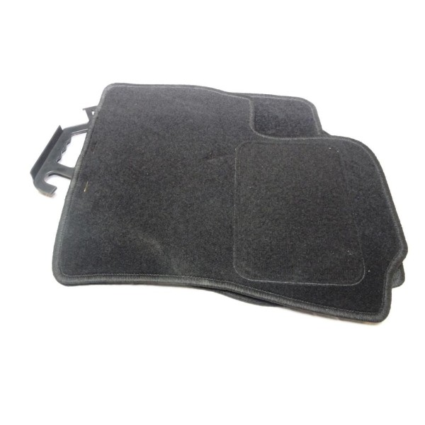 Ensemble 4 tapis de sol sur mesure avant + arriere AR 1367 pour fiat fiorino 3 III partir de 2009  