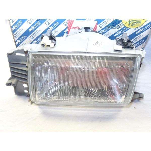 Phare projecteur avant gauche type valeo Fiat 7797603 pour fiat tipo de 1993 à 1995  