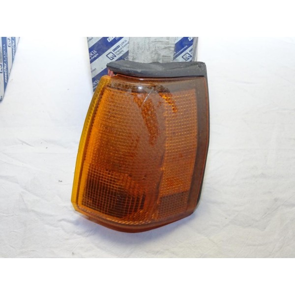Feu clignotant avant gauche Fiat 7595138 pour fiat tipo de 1987 à 1993  