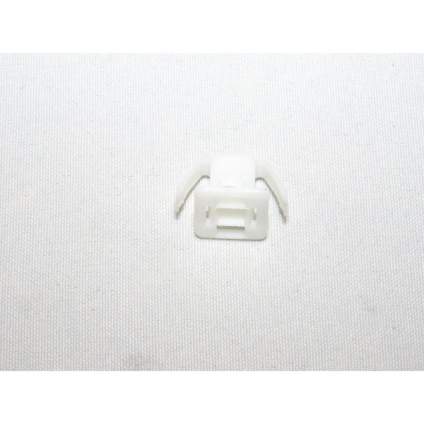 Agrafe attache fixation revetement Fiat 46403322 pour fiat croma 2 II multipla punto 1 2 I II ducato 1 2 I II peugeot boxer citr