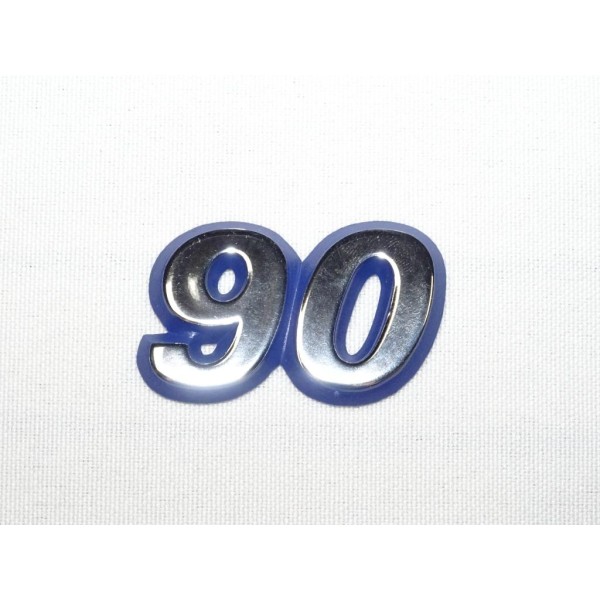 Logo motif monogramme ecusson embleme monogramme 90 Fiat 7795233 pour fiat punto 1 de 1993 à 1997  