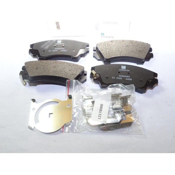 Jeux 4 plaquettes de frein avant montage mando Opel 22959104 pour opel astra H J K insignia A zafira C cascada saab 95 9-5  