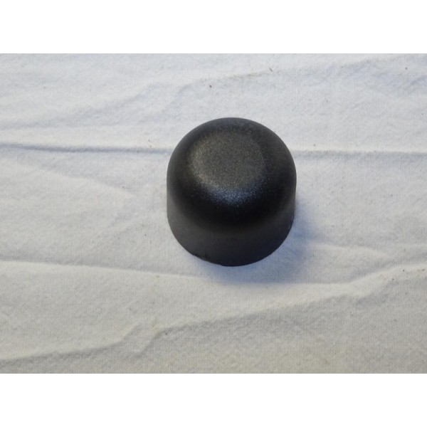 Bouchon cache ecrou tirant suspension arriere Fiat 46746065 pour alfa romeo 147 156  