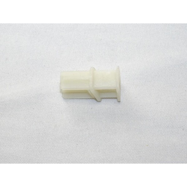 Taquet agrafe fixation revetement hayon de coffre Fiat 51795856 pour fiat 500L 500X bravo 2 II lancia delta 3 III  