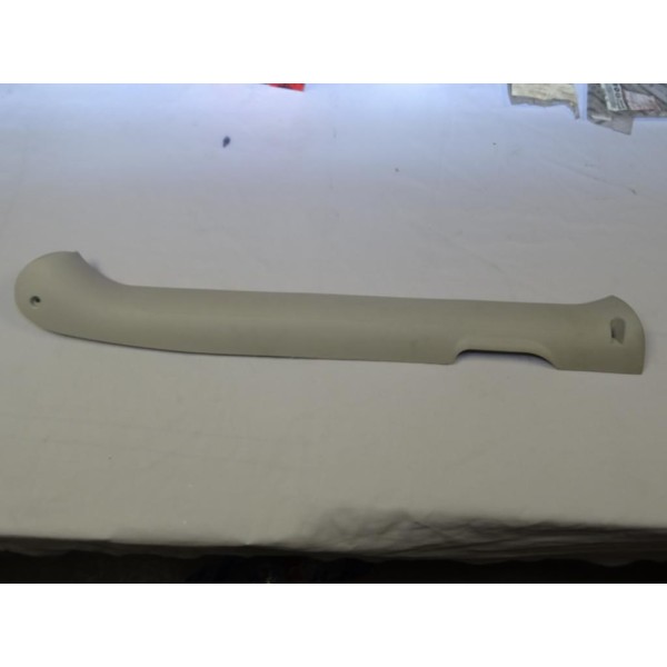 Seuil de porte revetement interieur droit Fiat 735361326 pour fiat punto 2 II FL de 2003 à 2005 modèle 5 portes  