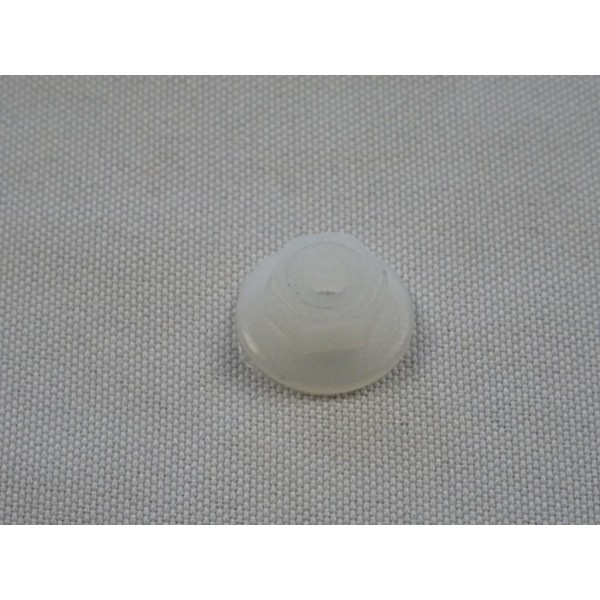 Ecrou plastique fixation pareboue passage de roue revetement chauffage Fiat 14203480 pour alfa romeo tonale fiat 500X marea uno 