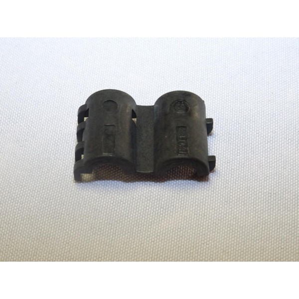 Collier agrafe fixation cable faisceau electrique Fiat 60679624 pour alfa romeo 147 156  