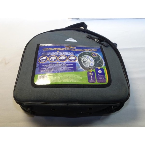 Paire chaines neige maille taile 12  pour camping car camionette 4x4 Norauto XL207 pour pneu roue jante 225/70/15 185/80/16 205/