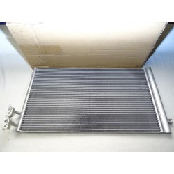 Radiateur condenseur climatisation Valeo 814012 pour BMW serie 1 3 X1 Z4 E81 E82 E84 E87 E89 E90 E91 E92 E93