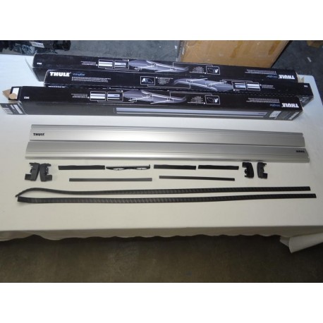 Paire barres de toit aluminium avec bouchons Wingbar 135 centimetres de long Thule 962 962100 