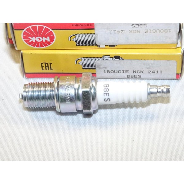 Lot 4 bougies allumage NGK 2411 B8ES pour alfa romeo alfasud alfetta GTV BMW 700 jaguar XJ NSU TT porsche 356  